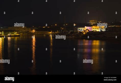 Grand Harbour in Malta at night Stock Photo - Alamy