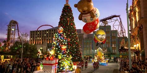 Universal Studios Orlando Christmas 2021