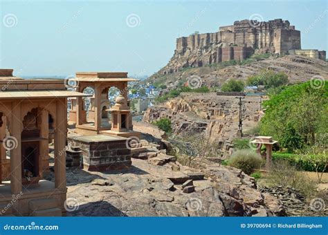 Mehrangarh Fort Von Denkmal Jaswant Thanda Mit Stockfoto Bild Von