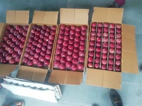 Himachali A Grade Fresh Apple Packaging Size Kg Packaging Type