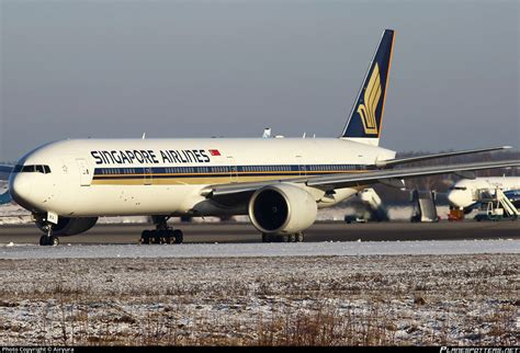 9V-SWA Singapore Airlines Boeing 777-312ER Photo by Airyura | ID 678427 ...