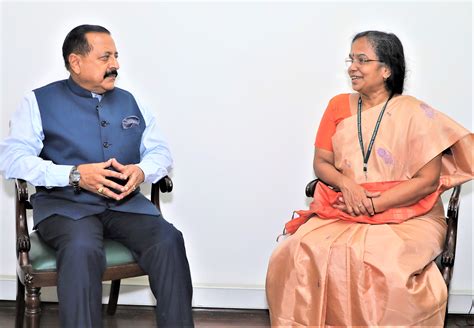 Dg Csir N Kalaiselvi Calls On Dr Jitendra Singh Indian Bureaucracy Is