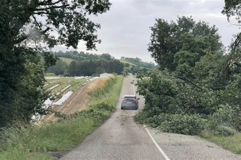 Inondations Vents Violents Les Orages Ont Encore Durement Touch L