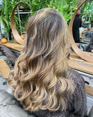 Finding Your Perfect Match: How to Choose the Right Hair Color for You ...