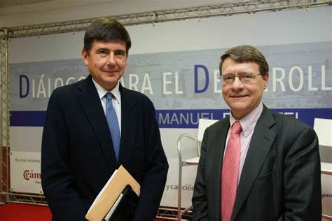 Los Exministros Jordi Sevilla Y Manuel Pimentel Debaten Con Los