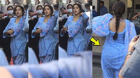 जब Janhvi Kapoor सलवार सूट पहन कर बहार निकल अये ये बोल्ड औतार हुआ