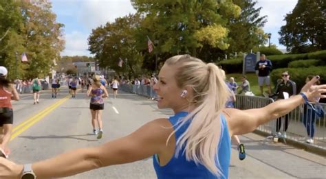 iFIT vs Peloton: Which program is best for runners? [Video]