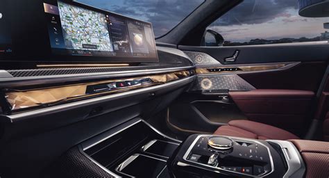 New BMW 7 Series • Interior Highlights – DVN