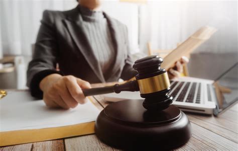 Job seekers are discussing scale jobs benefits on local boards 4