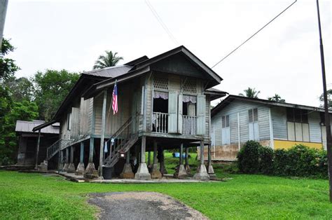 Jenis Jenis Rumah Kampung Tradisional Yang Terdapat Di Malaysia