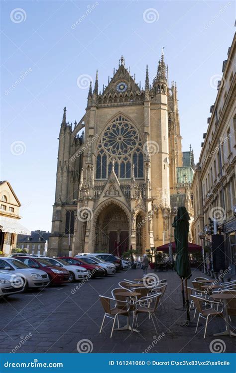 Arquitectura De La Catedral De Metz Foto De Archivo Imagen De