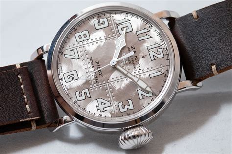 Zenith Pilot Type Extra Special Silver El Piloto De Plata En Vivo