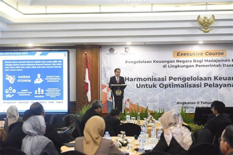 Percepat Pembangunan Kemendagri Minta Pemda Dukung Proyek Strategis