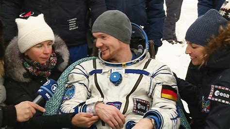 Astro Alex Alexander Gerst Landet Sicher Auf Der Erde Video Welt