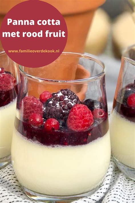 Simpele Panna Cotta Met Rood Fruit Compote Artofit