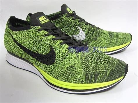 285cm Nike Flyknit Racer 526628 731 Voltblack Sequia フライニット レーサー ボルト×