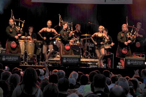 Red Hot Chilli Pipers 2013