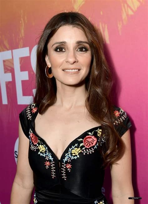 50 Hot Shiri Appleby Photos 12thBlog