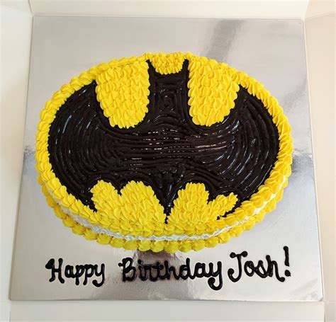 Batman Logo cake - Birthday Cake Shop