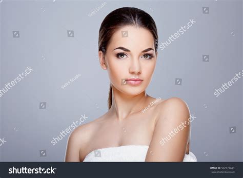 Beauty Portrait Girl Perfect Nude Makeup Stock Photo Shutterstock