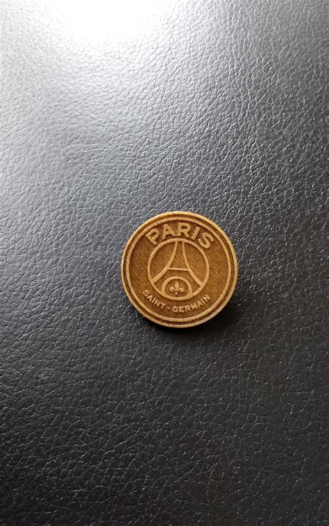 PSG Badge Pin's Broche Paris Saint-Germain wooden | Etsy