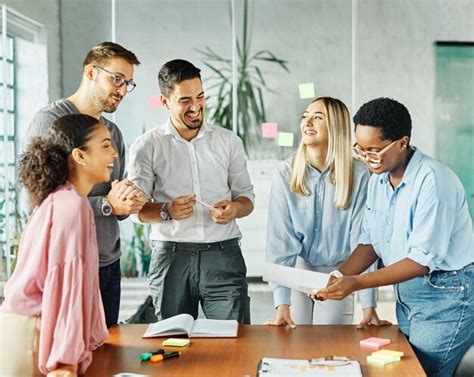 Reunião De Negócios Empresária Mulher De Escritório Retrato De Trabalho