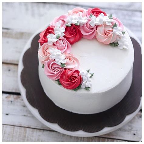 Rose Cake Design - img-level