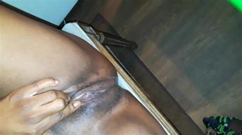 Showing Off Her PUSSY Pornhub