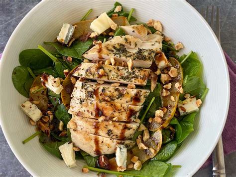 Gorgonzola Pear And Chicken Salad With Hazelnut And Balsamic Glaze