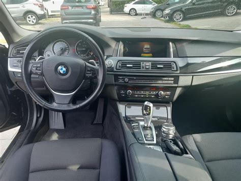 BMW serija 5 Touring 520d automatik 140 kw Odličan reg do 02 24