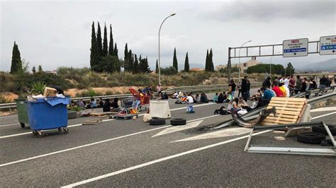 Concentracions A Tarragona Per La Sent Ncia Al Proc S