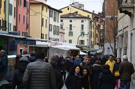 Coronavirus Ecco Come Cambia Il Mercato Del Sabato Giornale Di Brescia