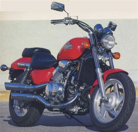 Honda Magna 750