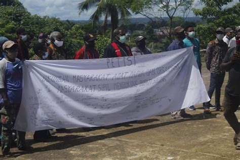 Masyarakat Moi Dukung Bupati Sorong Cabut Izin Perusahaan Kelapa Sawit