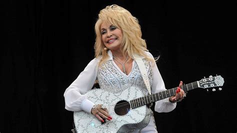 Dolly Parton rechazó su nominación al Salón de la Fama del Rock and