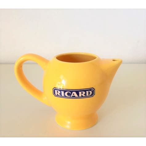 Petit pichet RICARD en céramique émaillée jaune