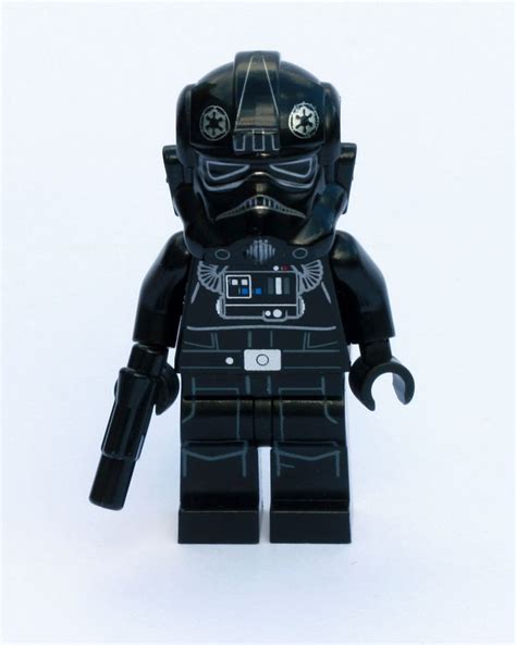 Tie Fighter Pilot 75031 Lego Starwars Minifigure Review