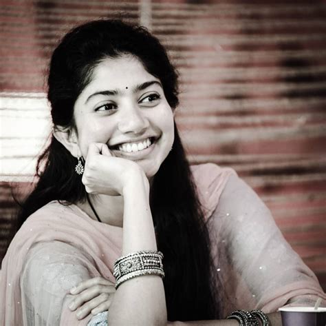 The Girl Of New Beginnings Sai Pallavi Artist Appreciation