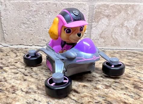 PAW PATROL SKYE Mission Cruiser Transforming Cycle Pup Figure 2N1