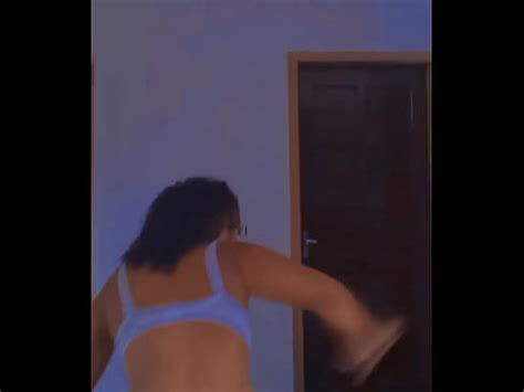 Eu dançando bem gostosinha XVIDEOS