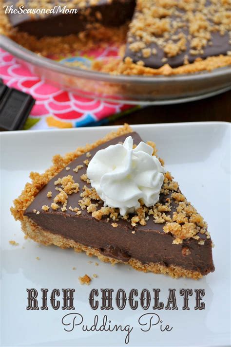 jello chocolate pudding pie with graham cracker crust