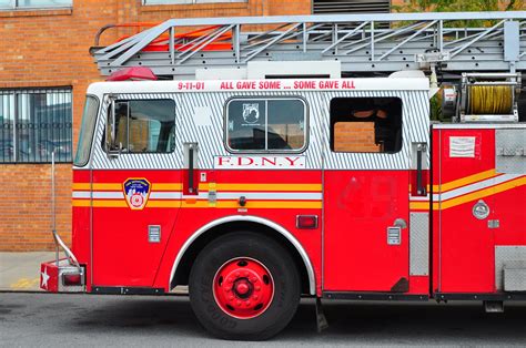 Fdny Ladder 2001 Seagrave Sl 01004 Ex Ladder 49 Triborough Flickr