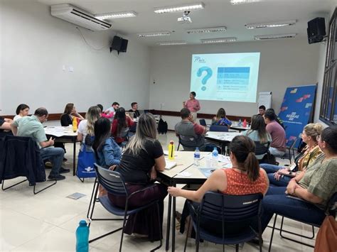 Gestores municipais participam de workshop sobre liderança