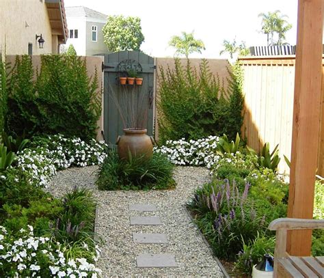 15 Inspiring Shade Garden Ideas