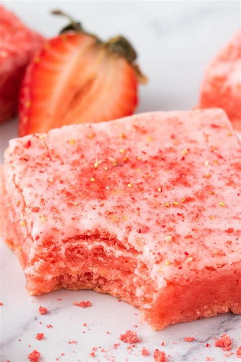 Easy Strawberry Brownies Recipe With Frosting The Fresh Cooky