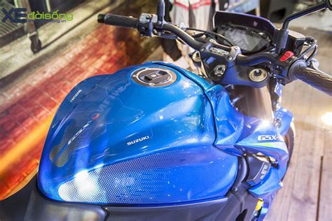 Chi tiết naked bike chính hãng Suzuki GSX S ABS giá triệu đồng