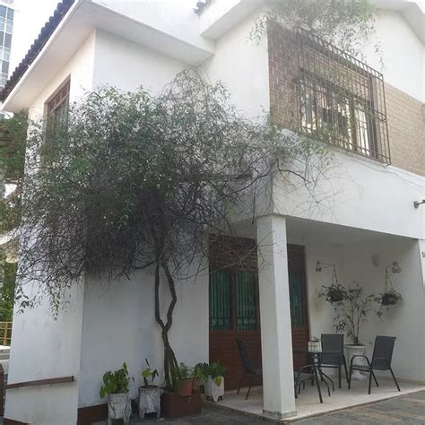 Casa Na Rua Nita Costa Jardim Apipema Em Salvador Por R 4 000 000