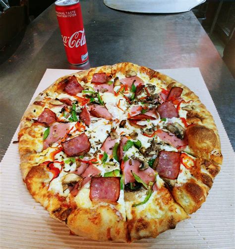Pizza - 🍽️ NY Pizzerias Deserve Packaging as Iconic as Their Pizza! In