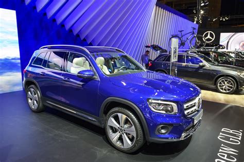 2021 Mercedes-Benz GLA 250 vs. GLB 200: The Better Benz Is Clear