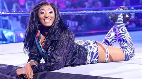 Who is WWE Superstar Amari Miller?